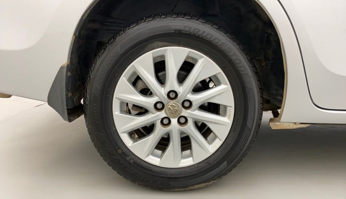 2019 Toyota Corolla Altis G PETROL, Petrol, Manual, 53,538 km, Right Rear Wheel