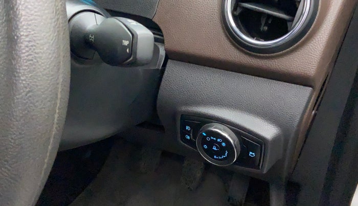 2018 Ford FREESTYLE TITANIUM + 1.2 TI-VCT, Petrol, Manual, 46,629 km, Dashboard - Headlight height adjustment not working