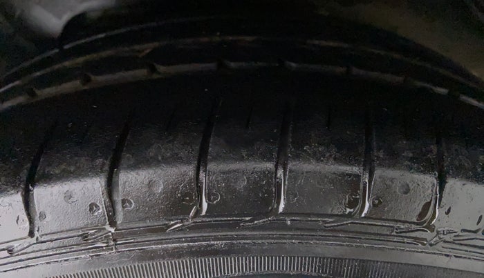 2018 Ford FREESTYLE TITANIUM + 1.2 TI-VCT, Petrol, Manual, 46,629 km, Left Rear Tyre Tread