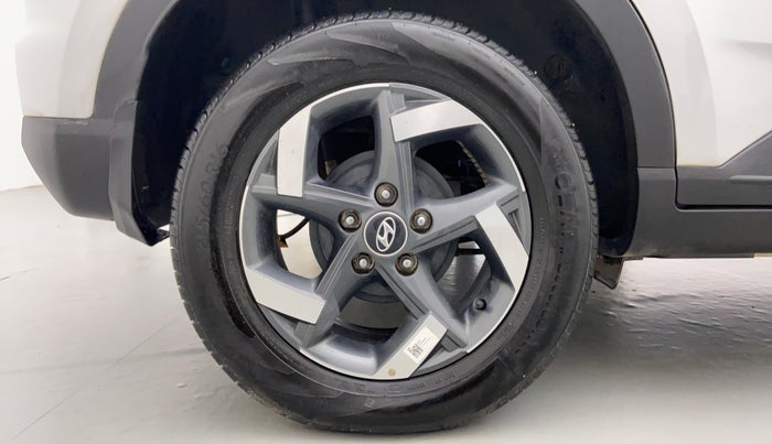 2020 Hyundai VENUE SX 1.0 GDI IMT, Petrol, Manual, 18,230 km, Right Rear Wheel