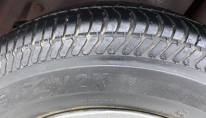 2014 Maruti Swift Dzire VXI 1.2 BS IV, Petrol, Manual, 26,033 km, Left Rear Tyre Tread