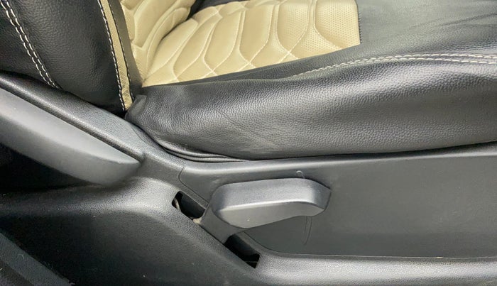 2019 Ford Ecosport TREND 1.5L DIESEL, Diesel, Manual, 35,212 km, Driver Side Adjustment Panel