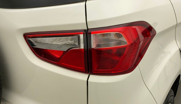2019 Ford Ecosport TREND 1.5L DIESEL, Diesel, Manual, 35,212 km, Right tail light - Minor damage
