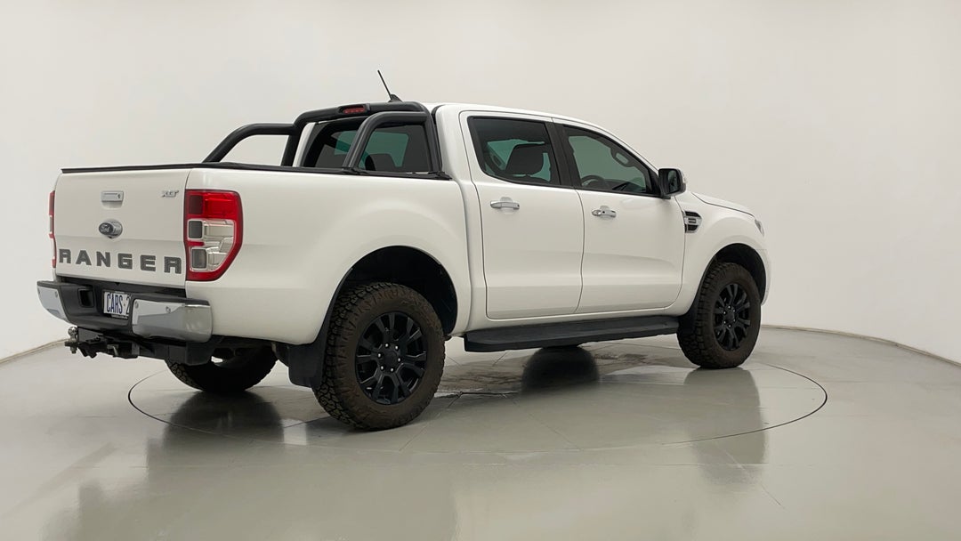 Right Back Diagonal (45- Degree) View