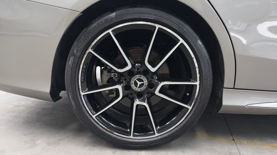 2021 Mercedes-benz C200 C200, Automatic, 75096 km, Right Rear Wheel