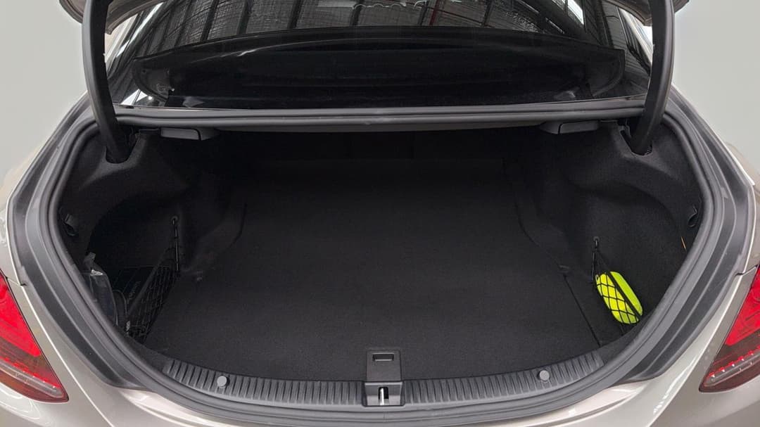 2021 Mercedes-benz C200 C200, Automatic, 75096 km, Boot Inside View