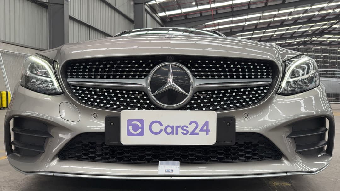 2021 Mercedes-benz C200 C200, Automatic, 75096 km, Bumper Front Chip