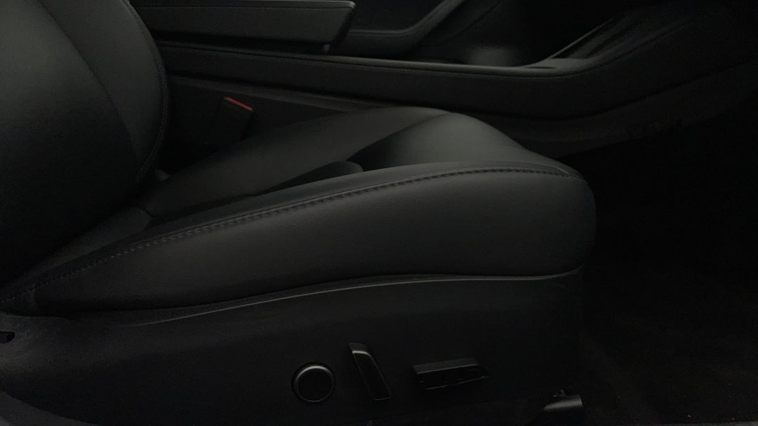 2021 Tesla Model 3 Standard Range Plus RWD, Automatic, 67498 km, Drivers Side Adjustment Panel