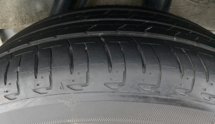 2020 Honda City ZX MT PETROL, Petrol, Manual, 23,345 km, Left Rear Tyre Tread