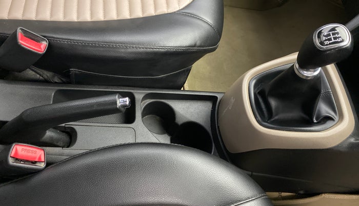 2018 Hyundai Grand i10 ASTA 1.2 VTVT, Petrol, Manual, 76,235 km, Gear Lever