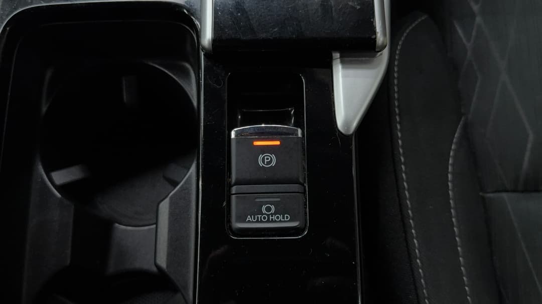 2017 Mitsubishi Eclipse Cross Ls (2WD), Automatic, 112724 km, Handbrake