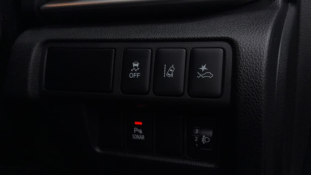 2017 Mitsubishi Eclipse Cross Ls (2WD), Automatic, 112724 km, Utility Switches/Buttons