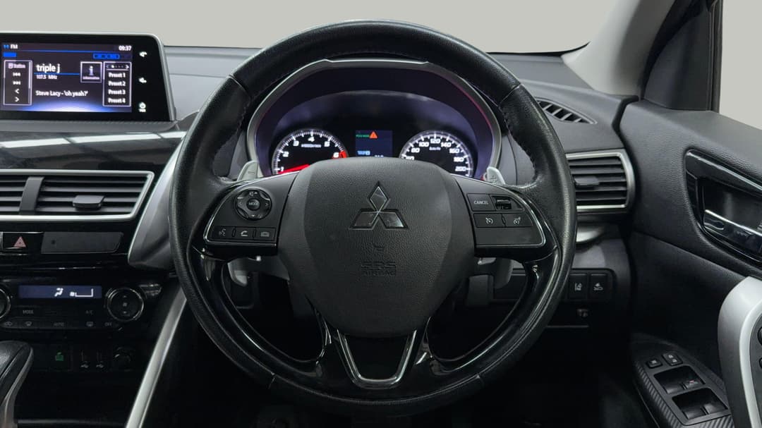 2017 Mitsubishi Eclipse Cross Ls (2WD), Automatic, 112724 km, Steering Wheel Close-up