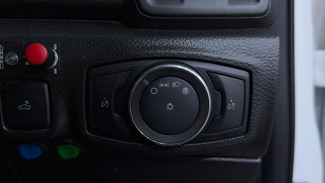 2022 Ford Ranger Xl 3.2 (4x4), Automatic, 51428 km, Utility Switches/Buttons