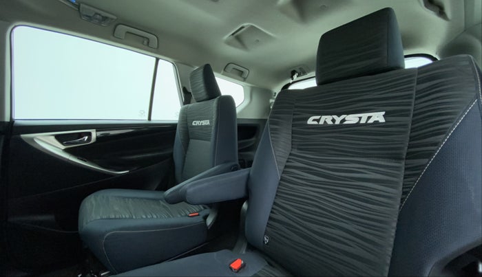 2021 Toyota Innova Crysta 2.4 VX 7 STR, Diesel, Manual, 17,721 km, Right Side Rear Door Cabin
