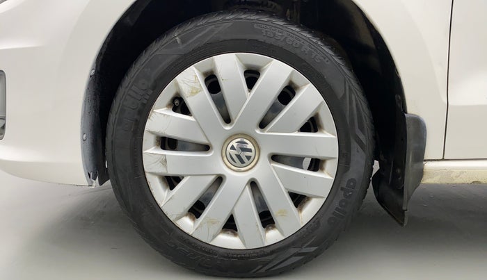 2016 Volkswagen Vento COMFORTLINE 1.2 TSI AT, Petrol, Automatic, 30,863 km, Left Front Wheel