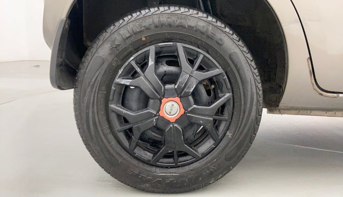 2016 Datsun Redi Go LIMITED EDITION, Petrol, Manual, 55,522 km, Right Rear Wheel