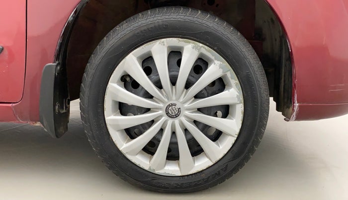 2011 Maruti Wagon R 1.0 VXI, Petrol, Manual, 56,801 km, Right Front Wheel