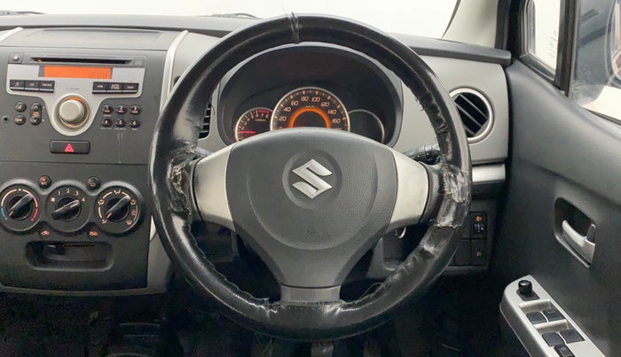 2011 Maruti Wagon R 1.0 VXI, Petrol, Manual, 56,801 km, Steering Wheel Close Up