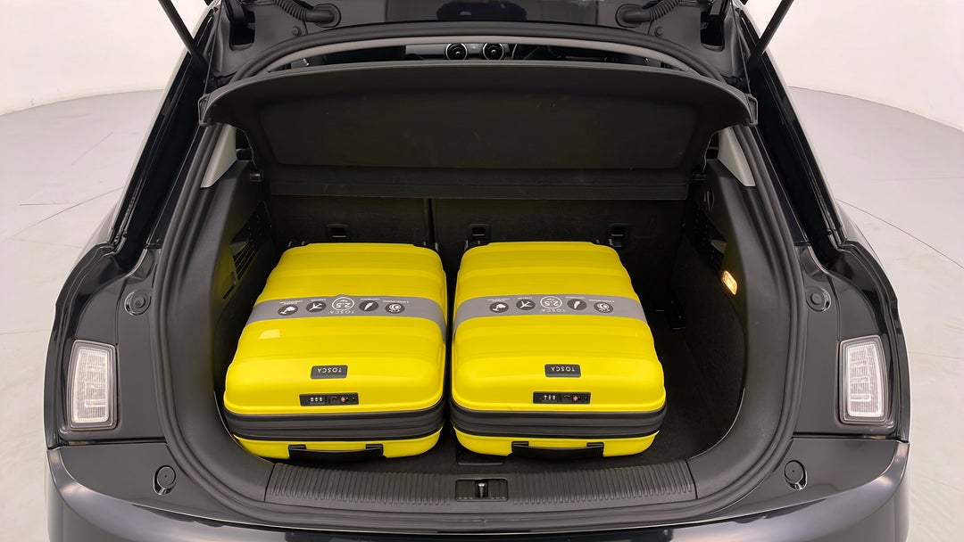 2012 Audi A1 Sportback 1.4 Tfsi Ambition, Automatic, 103627 km, Boot Inside View with Luggage