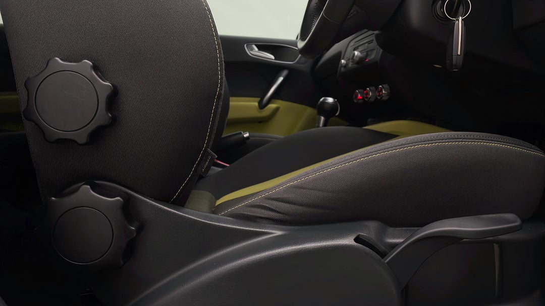 2012 Audi A1 Sportback 1.4 Tfsi Ambition, Automatic, 103627 km, Drivers Side Adjustment Panel