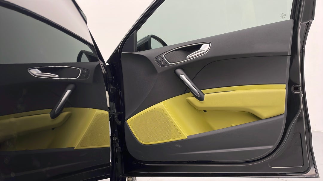 2012 Audi A1 Sportback 1.4 Tfsi Ambition, Automatic, 103627 km, Speaker View