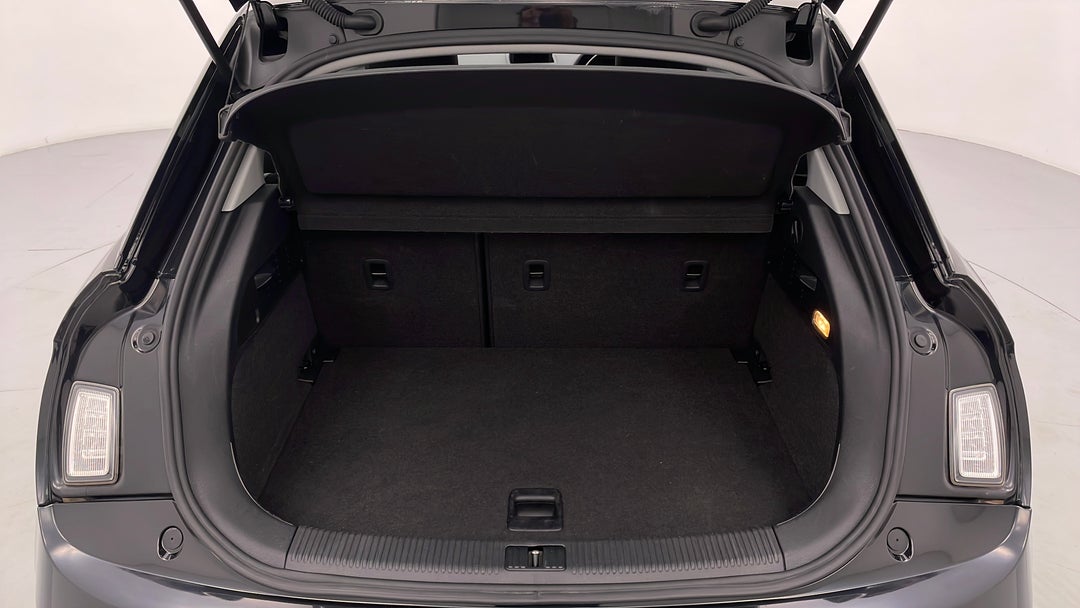 2012 Audi A1 Sportback 1.4 Tfsi Ambition, Automatic, 103627 km, Boot Inside View
