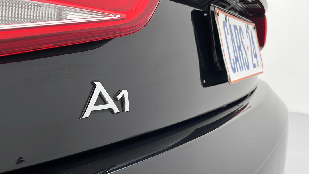 2012 Audi A1 Sportback 1.4 Tfsi Ambition, Automatic, 103627 km, Badge (Boot Left Side)