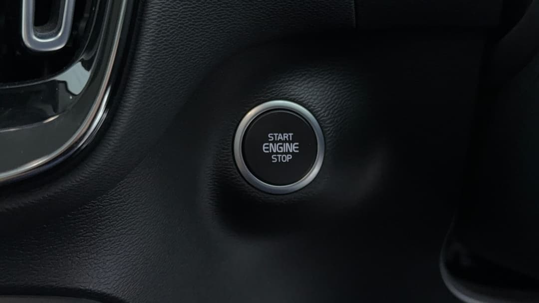 2022 Volvo Xc40 Ultimate B5 Dark Mhev, Automatic, 52815 km, Keyless / Button Start