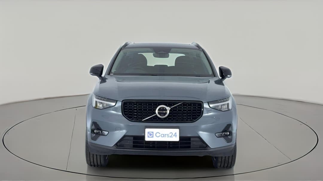 2022 Volvo Xc40 Ultimate B5 Dark Mhev, Automatic, 52815 km, Front View