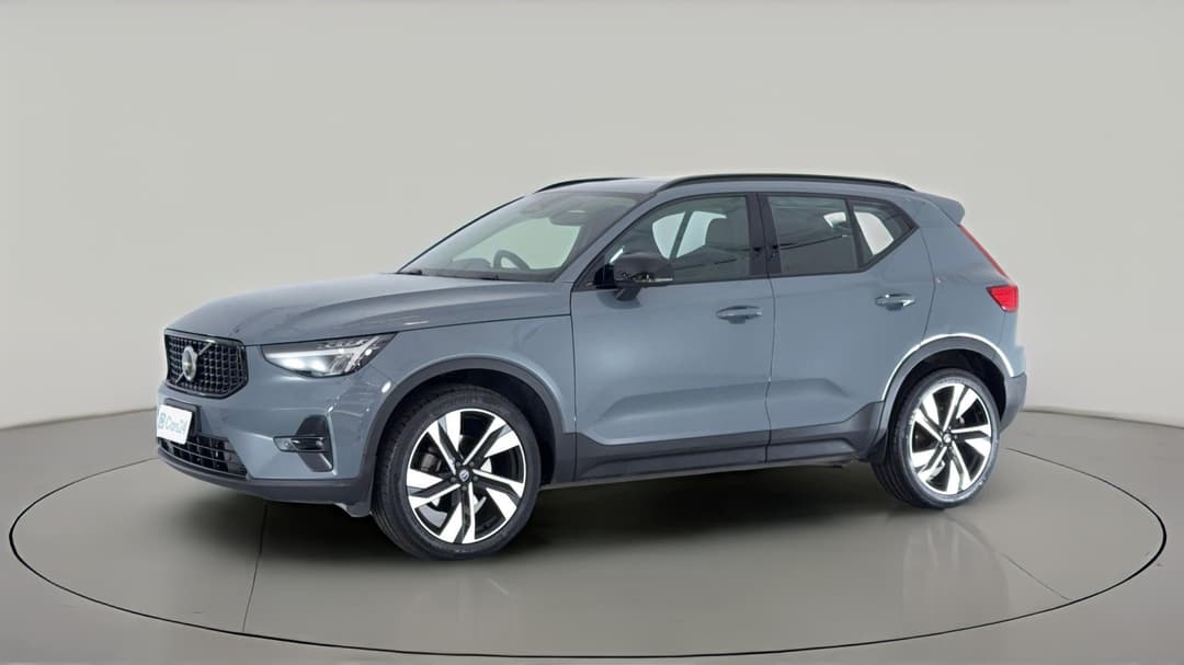 2022 Volvo Xc40 Ultimate B5 Dark Mhev, Automatic, 52815 km, Left Front Diagonal (45- Degree) View