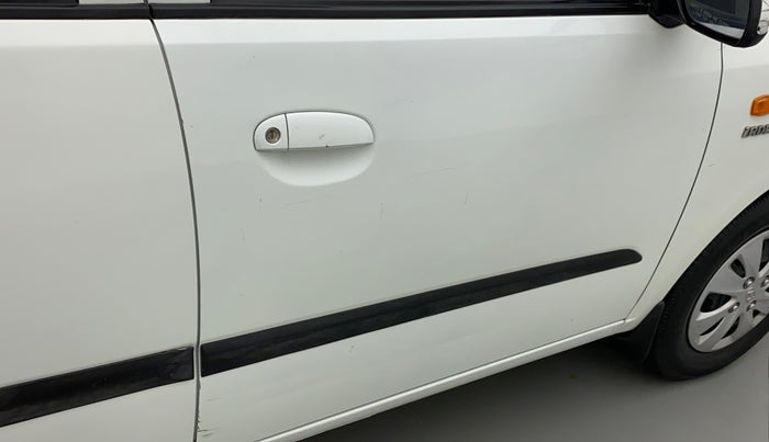 2013 Hyundai i10 MAGNA 1.1, Petrol, Manual, 42,524 km, Driver-side door - Minor scratches