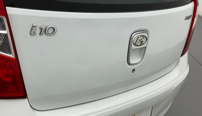 2013 Hyundai i10 MAGNA 1.1, Petrol, Manual, 42,524 km, Dicky (Boot door) - Minor scratches