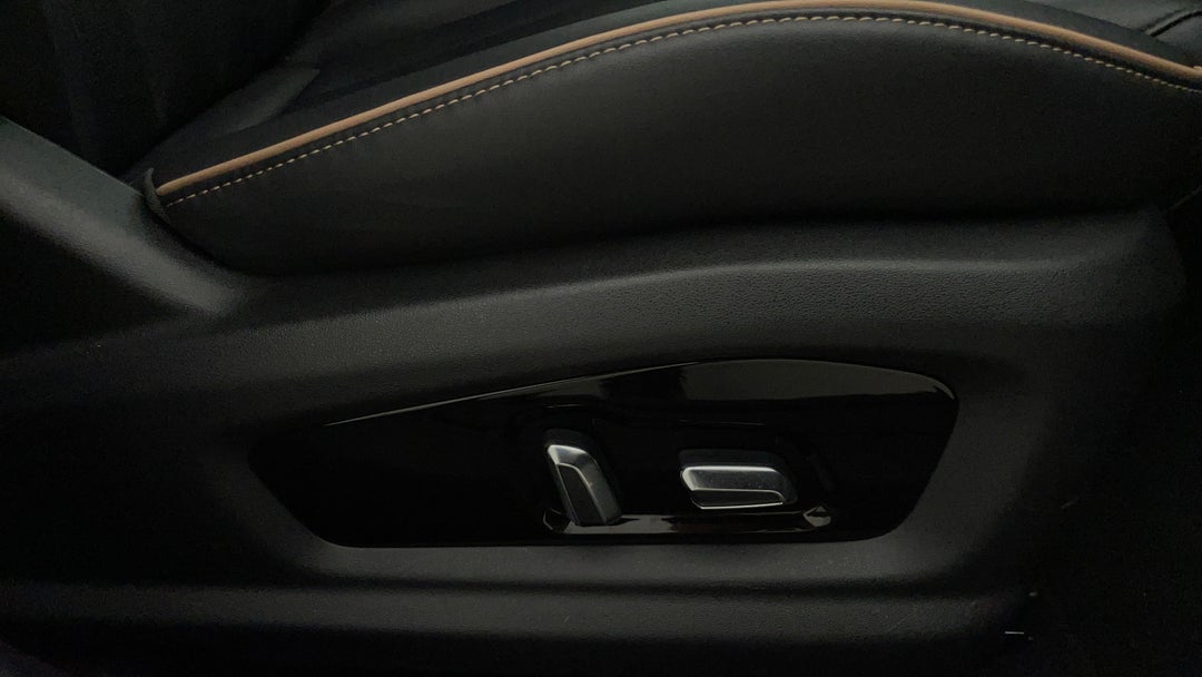 2023 Chery Omoda 5 Bx (basic Version), Automatic, 33994 km, Drivers Side Adjustment Panel