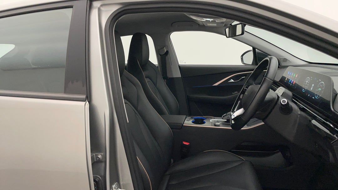 2023 Chery Omoda 5 Bx (basic Version), Automatic, 33994 km, Right Side Front Door Cabin View