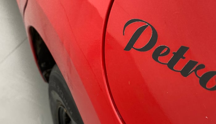 2018 Maruti Swift VXI AMT D, Petrol, Automatic, 35,921 km, Left quarter panel - Slightly dented