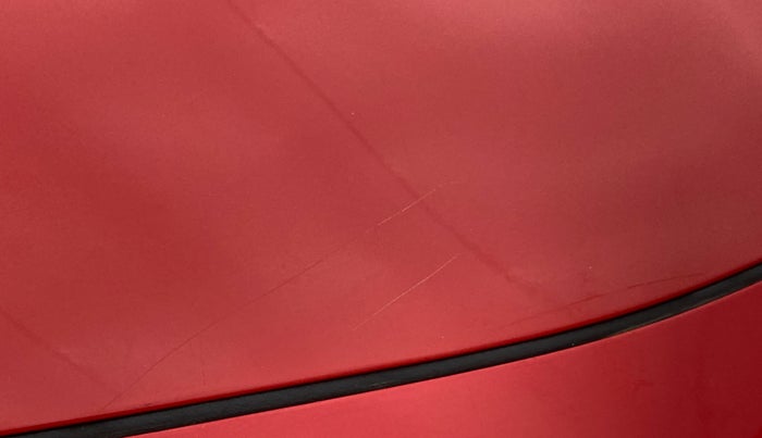 2018 Maruti Swift VXI AMT D, Petrol, Automatic, 35,921 km, Bonnet (hood) - Minor scratches