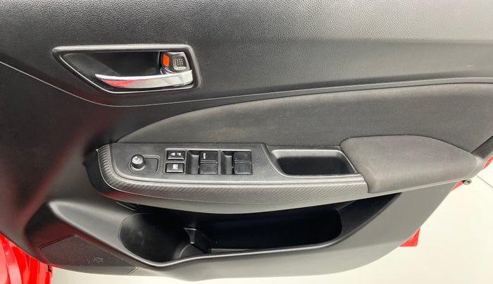 2018 Maruti Swift VXI AMT D, Petrol, Automatic, 35,921 km, Driver Side Door Panels Control