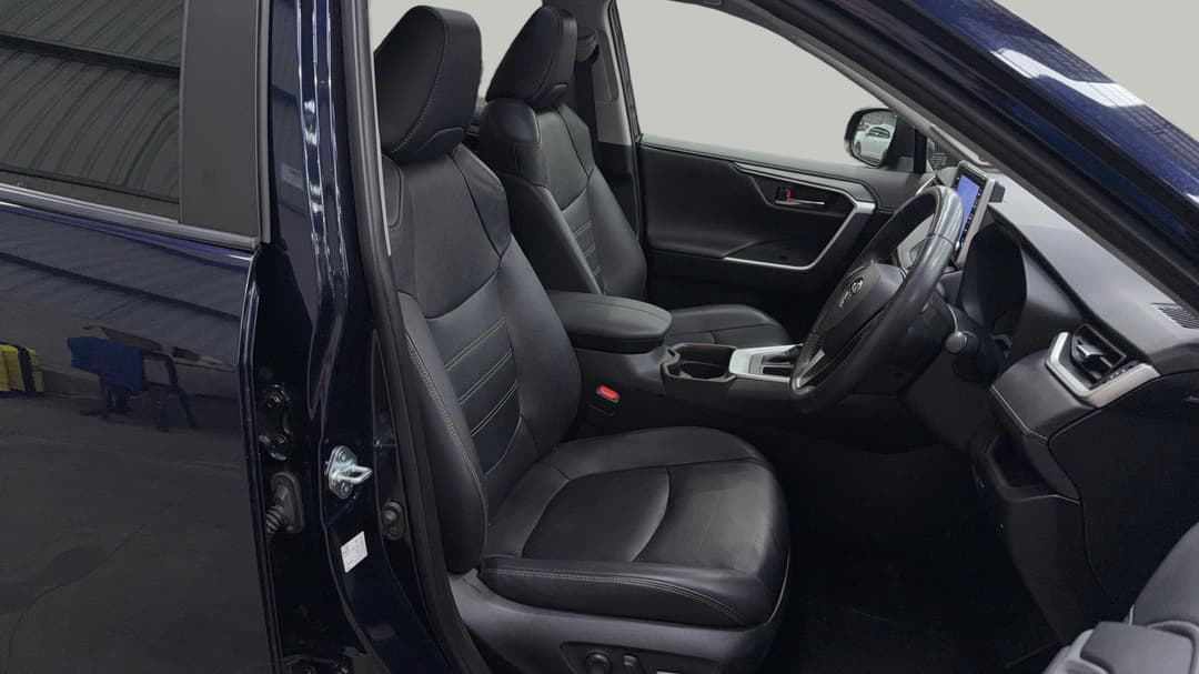 2021 Toyota RAV4 Cruiser (2WD), Automatic, 112106 km, Right Side Front Door Cabin View