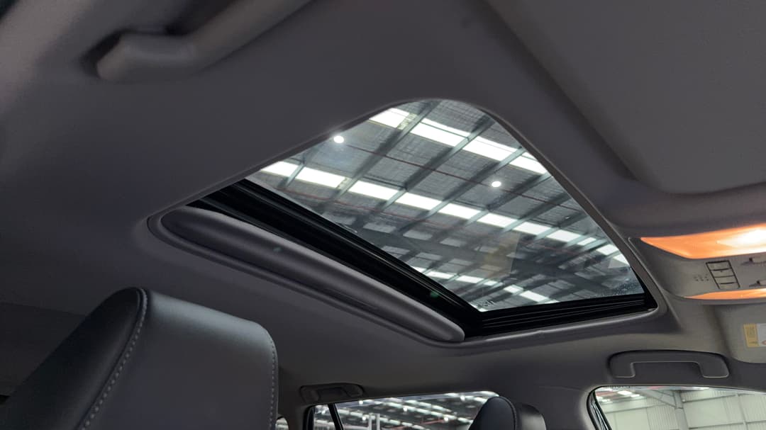2021 Toyota RAV4 Cruiser (2WD), Automatic, 112106 km, Interior Sunroof/Moonroof