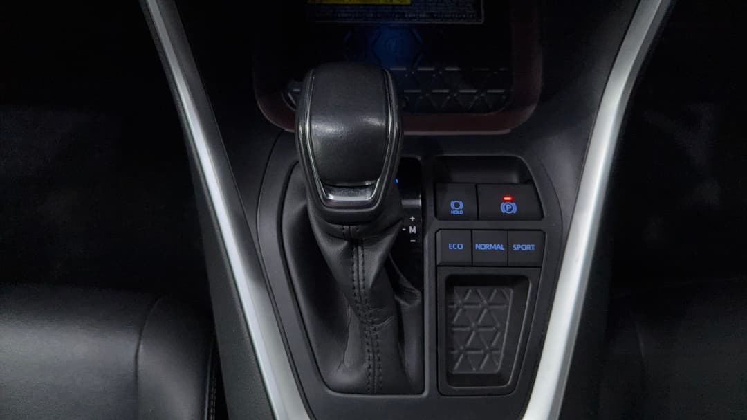 2021 Toyota RAV4 Cruiser (2WD), Automatic, 112106 km, Gear Lever 