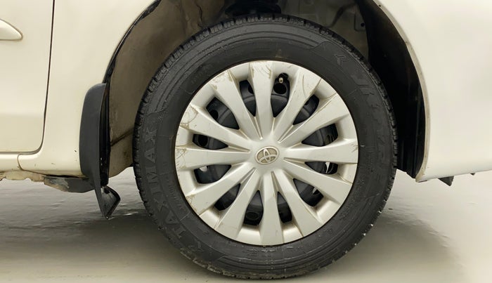 2011 Toyota Etios G, Petrol, Manual, 66,378 km, Right Front Wheel