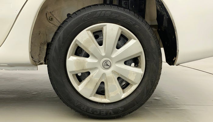 2011 Toyota Etios G, Petrol, Manual, 66,378 km, Left Rear Wheel