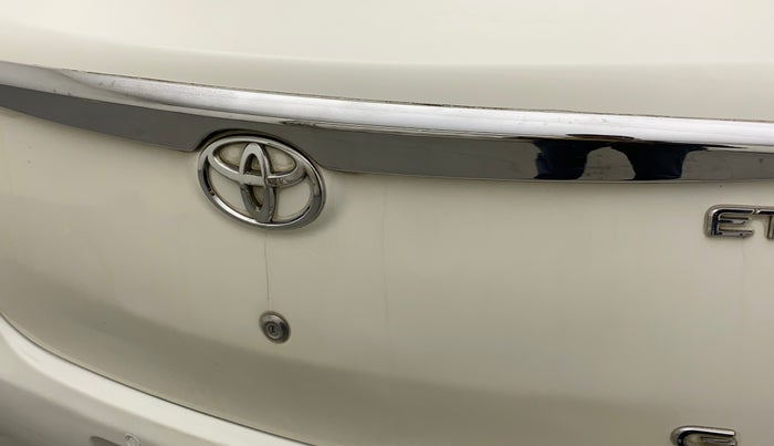 2011 Toyota Etios G, Petrol, Manual, 66,378 km, Dicky (Boot door) - Minor scratches