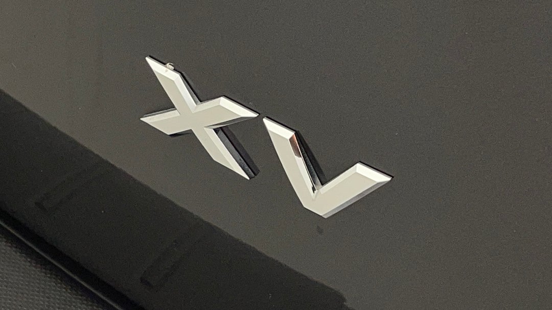 Badge (Boot Right Side)