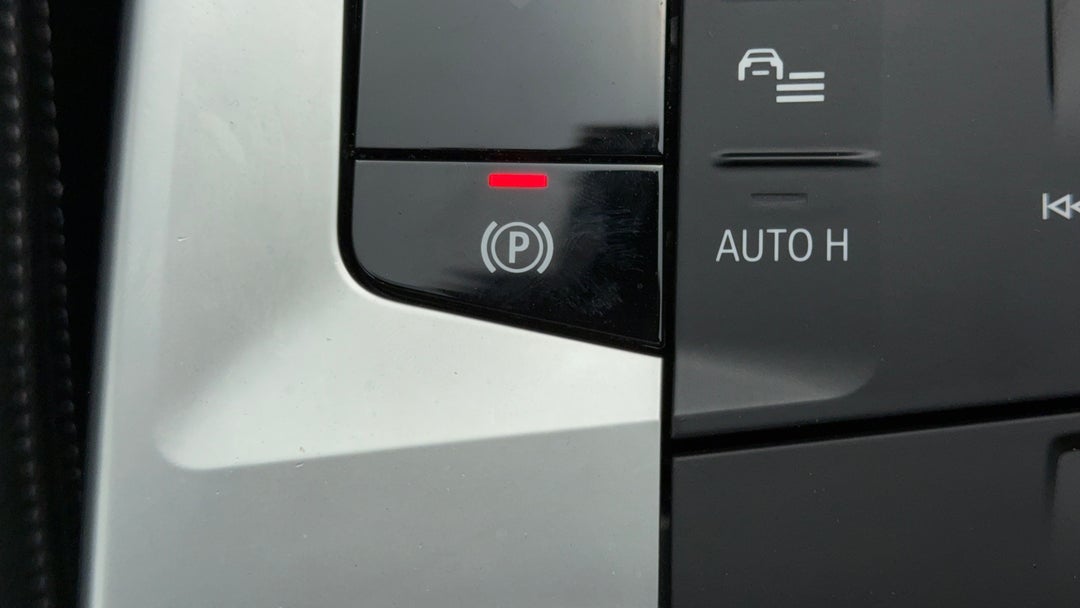 2023 BMW X1 Sdrive18i, Automatic, 8652 km, Handbrake