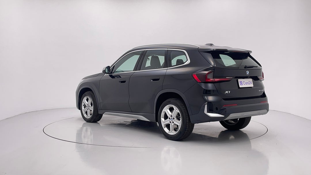 2023 BMW X1 Sdrive18i, Automatic, 8652 km, Left Back Diagonal (45- Degree) View