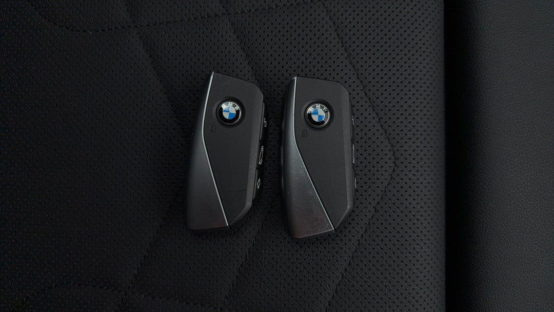 2023 BMW X1 Sdrive18i, Automatic, 8652 km, Key Close-up