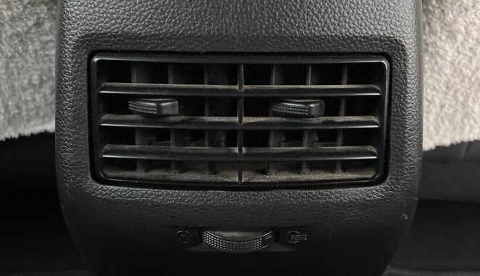 2016 Hyundai Elite i20 SPORTZ 1.2, Petrol, Manual, 50,642 km, Rear AC Vents