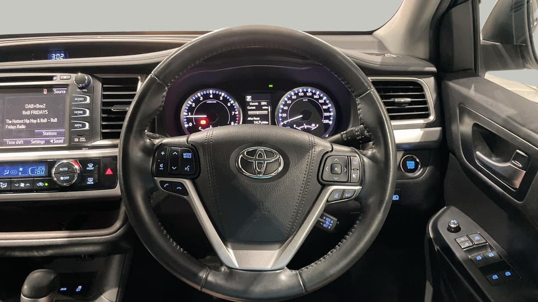 2019 Toyota Kluger Gxl Black Edition (2WD), Automatic, 75686 km, Steering Wheel Close-up